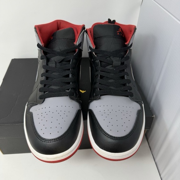 Air Jordan 1 Mid Bred Shadow - Picture 1 of 5